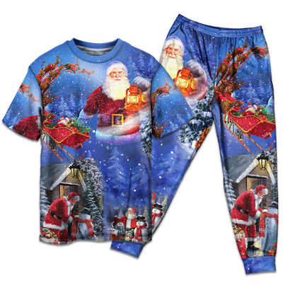T-shirt + Pants / S Christmas Merry Xmas Santa Claus Is Coming To Town - Pajamas Short Sleeve - Owls Matrix LTD