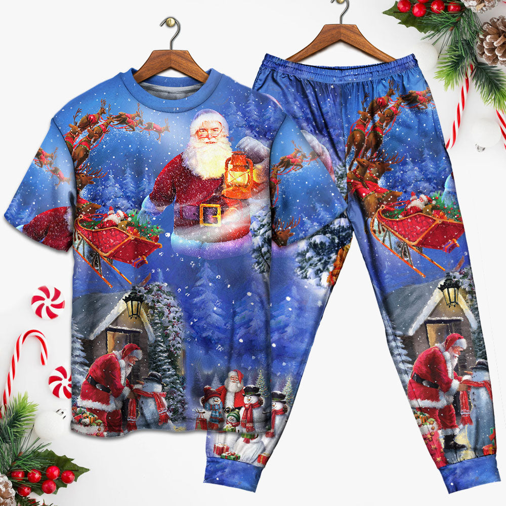 Christmas Merry Xmas Santa Claus Is Coming To Town - Pajamas Short Sleeve - Owls Matrix LTD