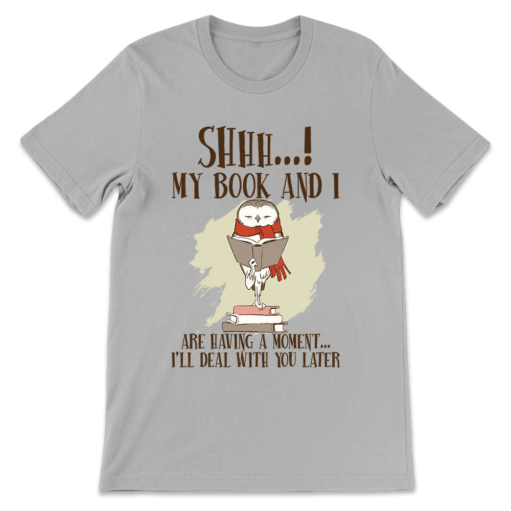Owl My Book And I Are Having A Moment LHGB2004014Y Light Classic T Shirt